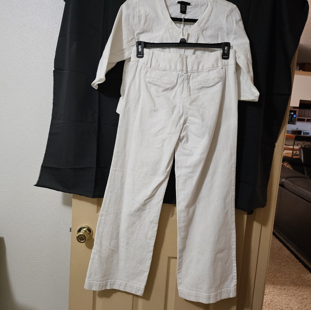 Apostrophe Stretch Ladies 2 Piece Round Neck Jacket With Capri Pant Size 4 White - Picture 4 of 7